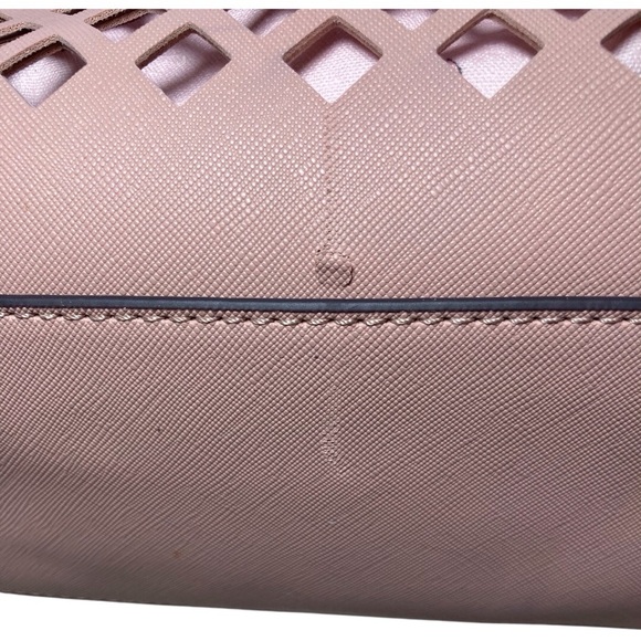 Trina Turk Pink Lattice Handbag w/ Flower Liner! - Picture 5 of 9